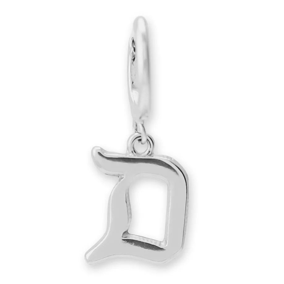 Brinco Argola Alfabeto Fonte Gothic Prateado