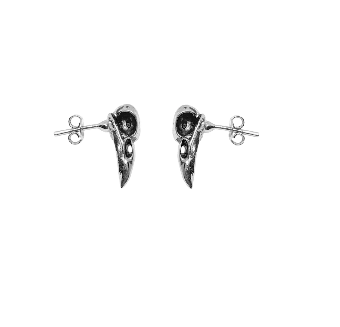 BRINCO STUD SKULL CROW - PRATEADO