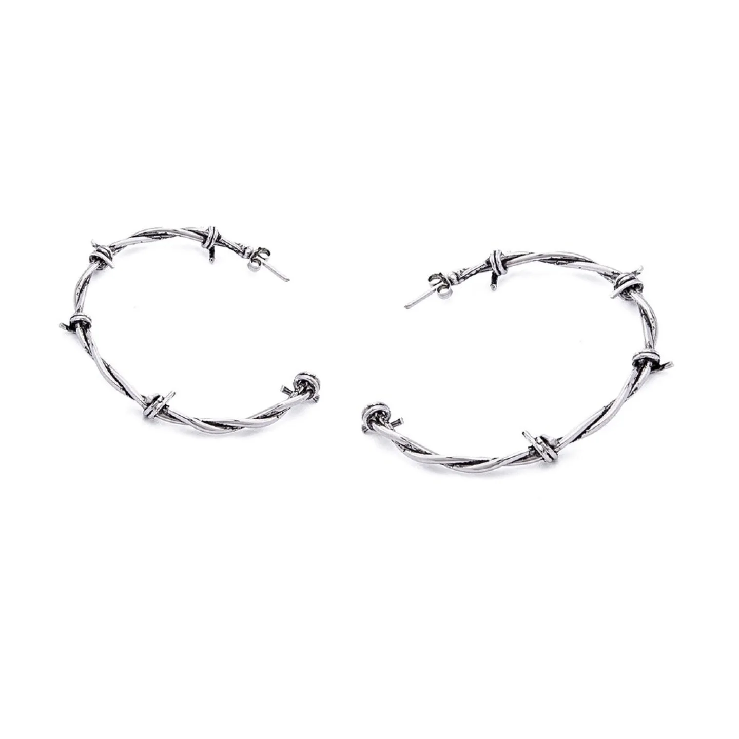 BRINCO ARGOLA ARAME FARPADO 6CM - PRATEADO