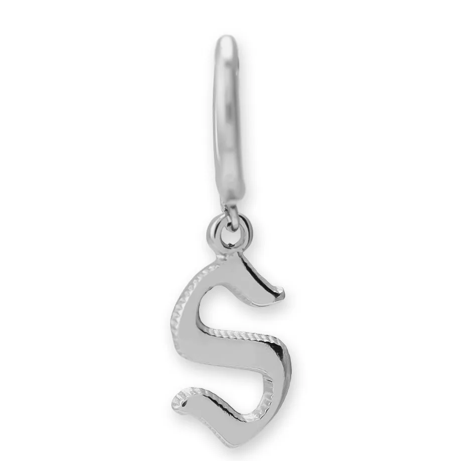 Brinco Argola Alfabeto Fonte Gothic Prateado