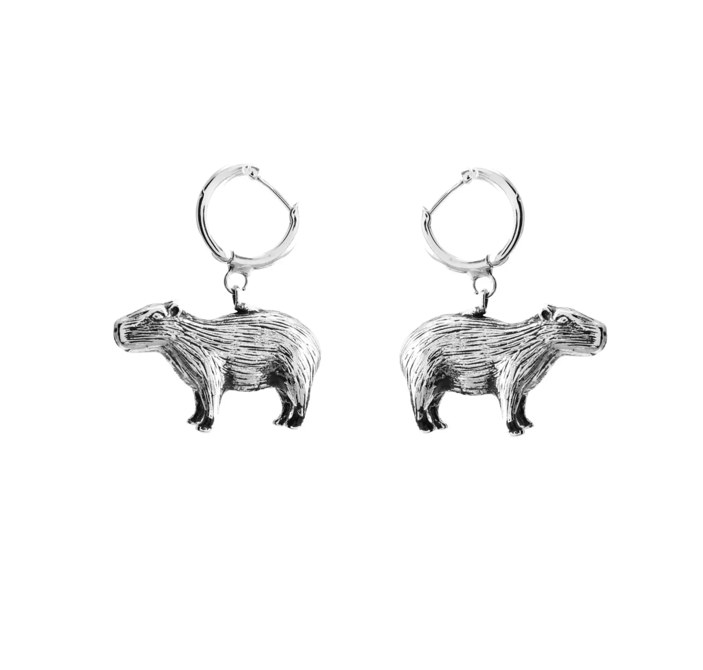 Brinco Capivara Prateado