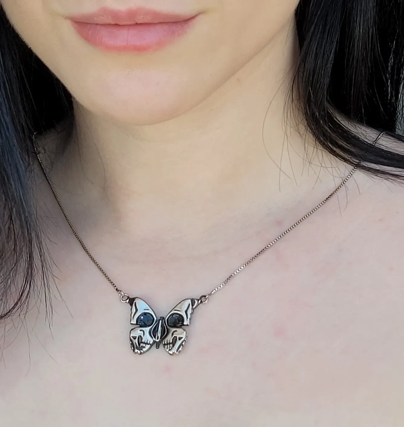 Colar Skull Butterfly Prateado