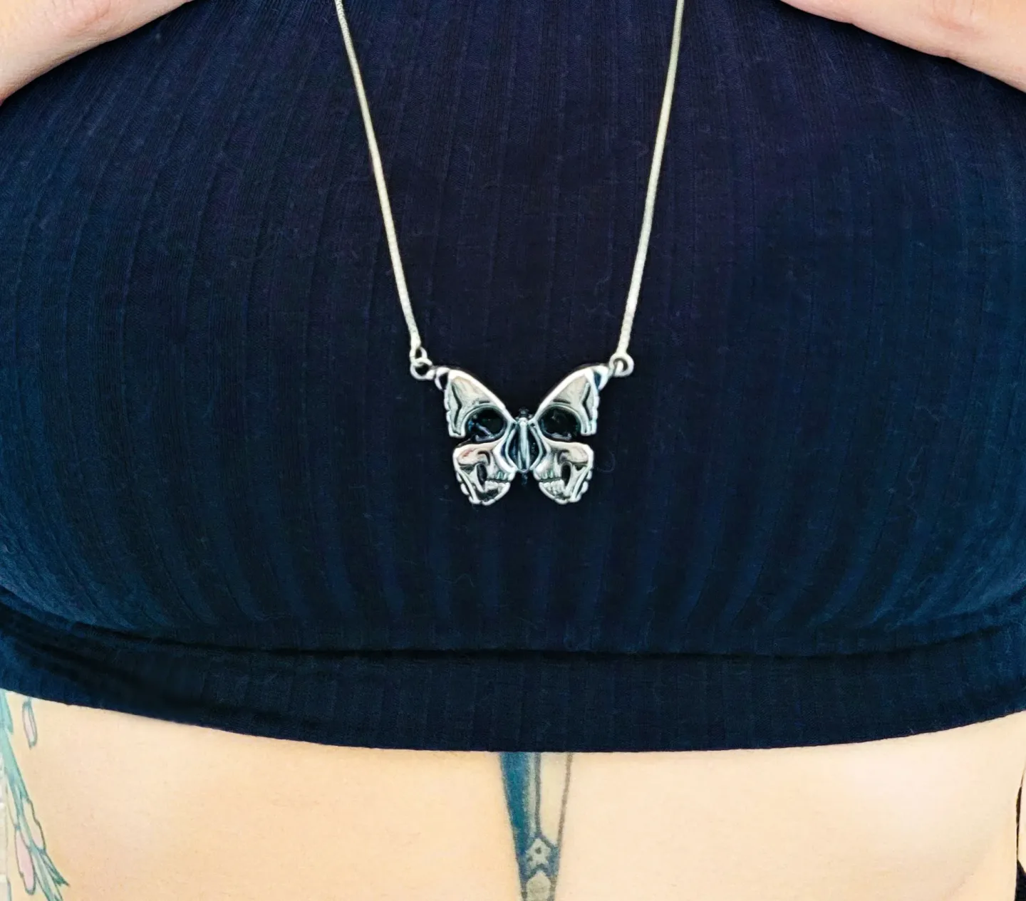 Colar Skull Butterfly Prateado