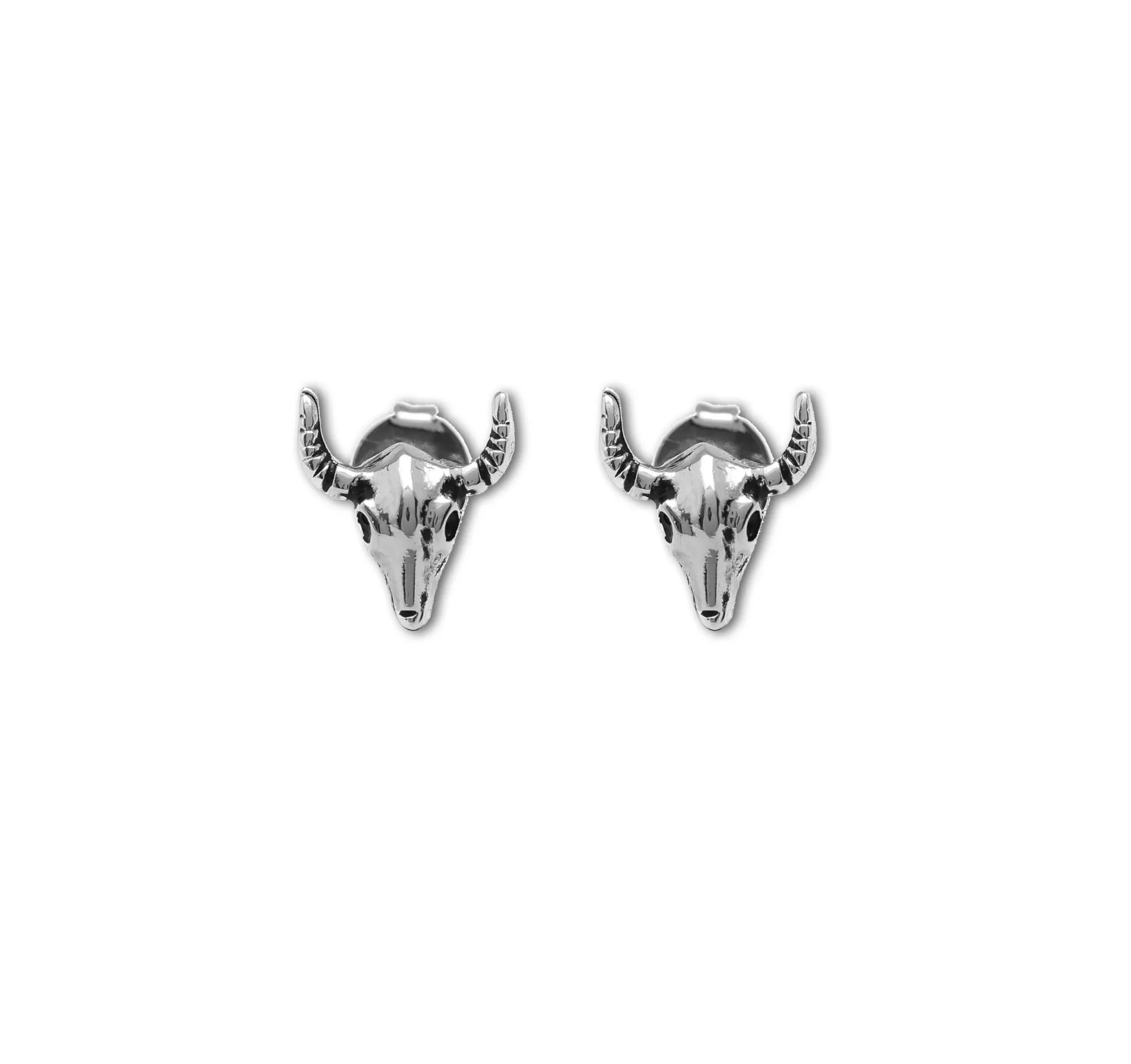 Brinco Stud Bull Skull Prateado