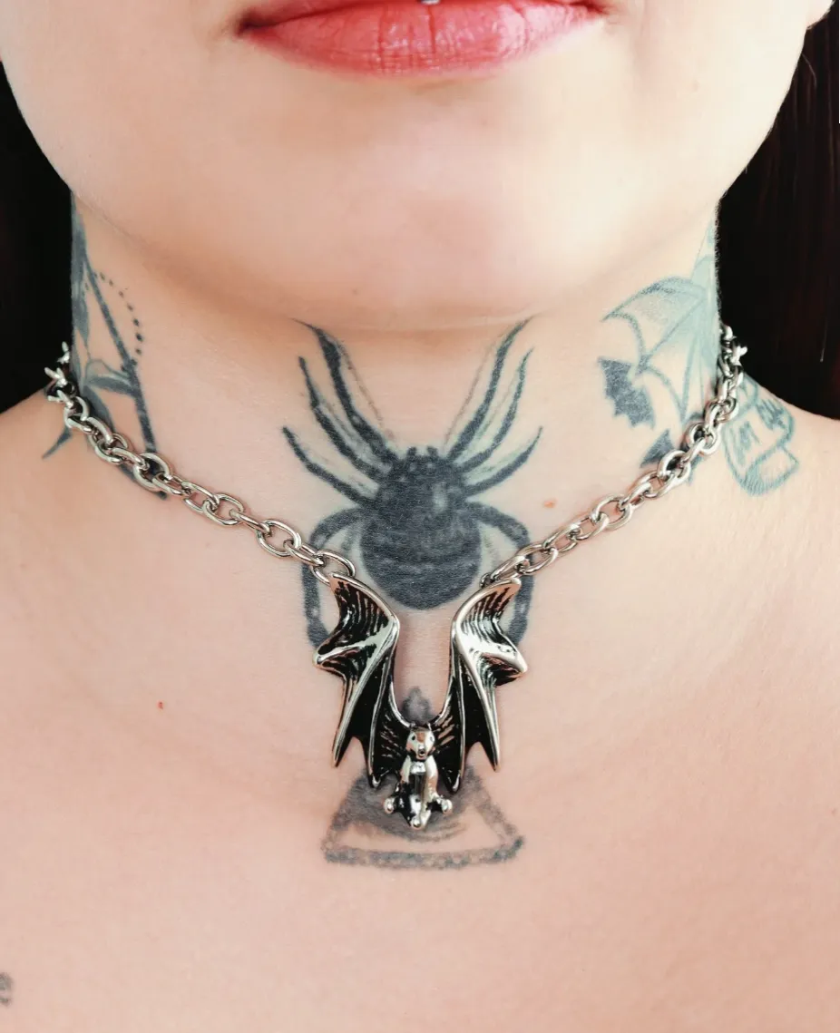 Choker Corrente Bat Prateado